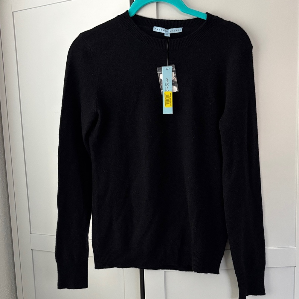 NWT ANTONIO MELANI Black Crewneck Sweater